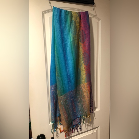 New 100% Pashmina scarf/wrap 69”x27” - Picture 3 of 4